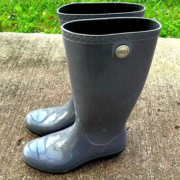 UGG Shoes - UGG SHAYE BLACK TALL RUBBER RAIN BOOTS FUR INSOLE SIZE US 7womens